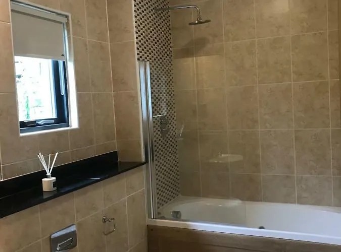 別荘 On Farnham Estate